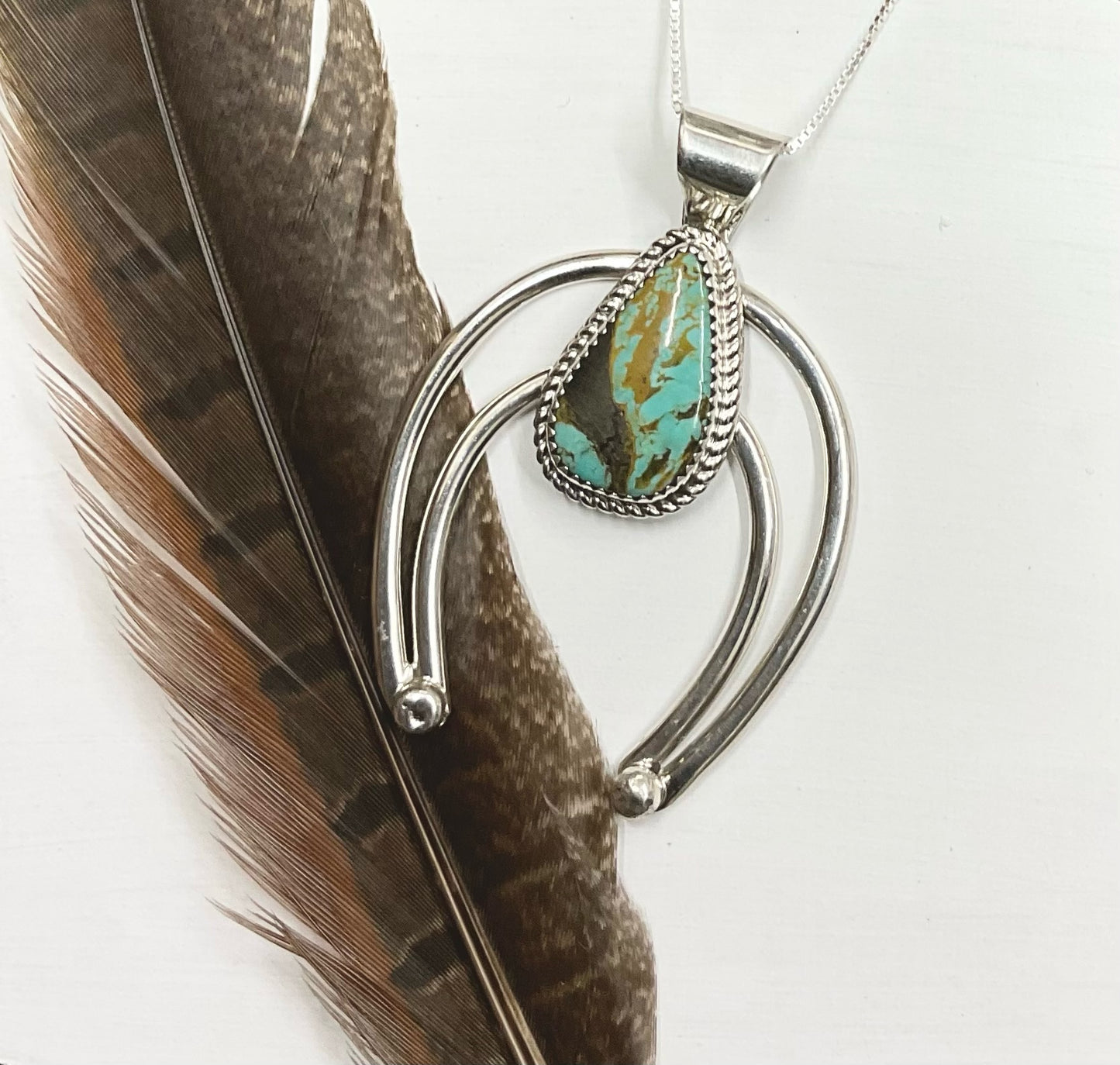 18" Sterling Silver Turquoise Nausea Necklace