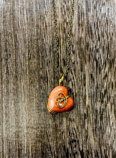 20" Beautiful Stone Heart Necklace
